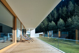  Neuer Gärkeller Kellerei Elena Walch