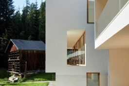  Neuer Gärkeller Kellerei Elena Walch