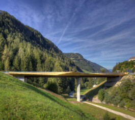  Neuer Gärkeller Kellerei Elena Walch